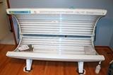 SunQuest 24RS tanning bed - open
