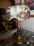 BETTER VIEW OF PAIRPOINT PUFFY LAMP