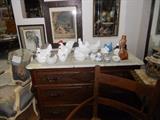 ANTIQUE DRESSER WITH MARBLE TOP QUITE CRACKED
