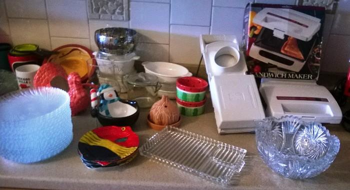 Sets of Plates, Sandwich Maker, Pamper Chef Mandevilla, garlic cooker, bowls, etc. 