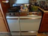 Tappan gas range