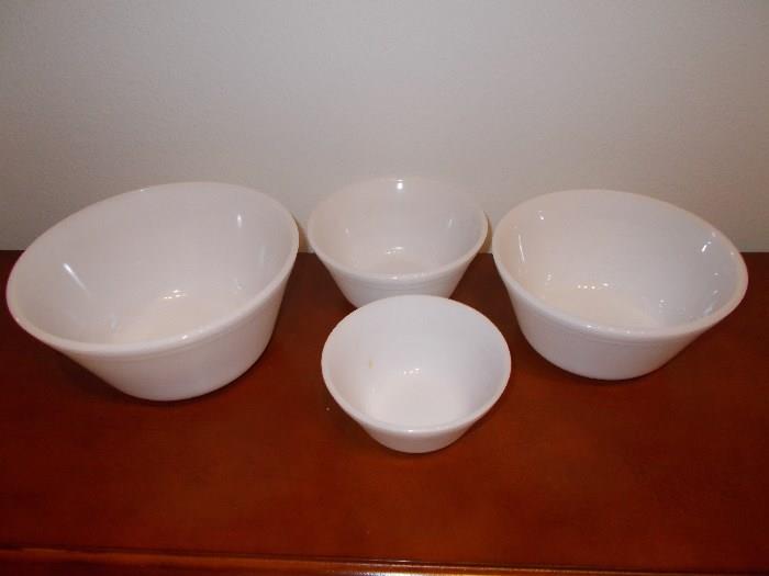 Set of 4 White Glass "F Oven Ware" Nesting Bowls