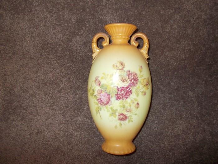 Single Vintage Vase - nice!!
