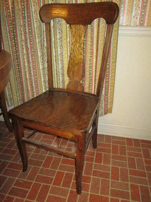 Antique oak chair (1 of 4)