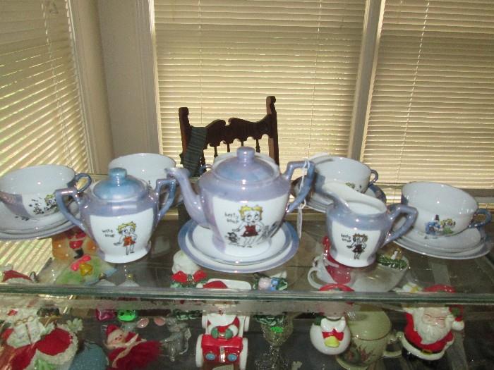 Betty Boop luster tea set