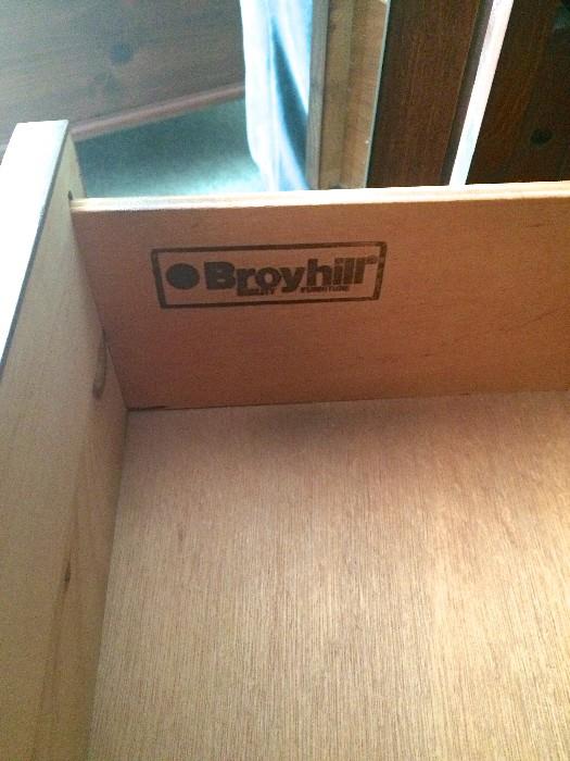 Broyhill wardrobe drawer, matches queen bed and dresser