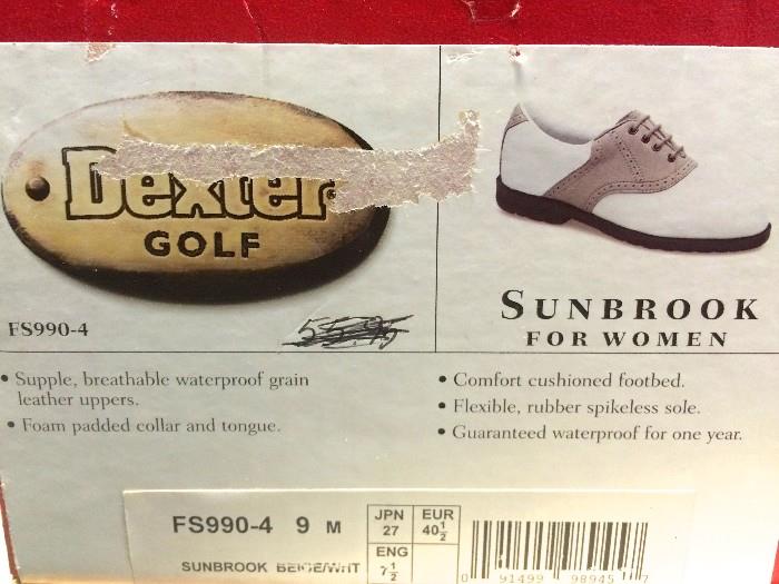 Dexter lady's golf shoes in size 9, like new