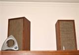 Vintage Stereo Speakers & TV Antennas
