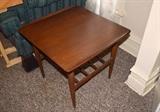 Mid Century Modern Side /End Table