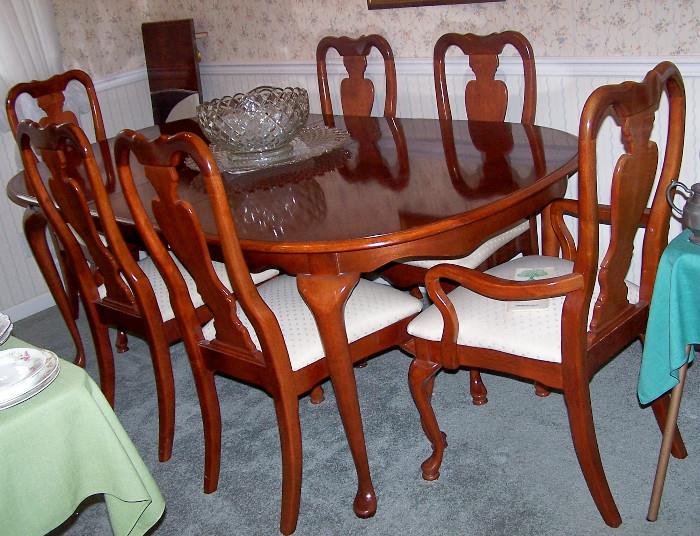 Vintage American Drew Dining Table w/6 Chairs
