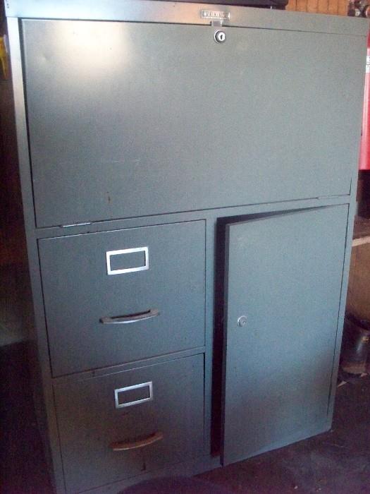 metal file & storage cabinet
