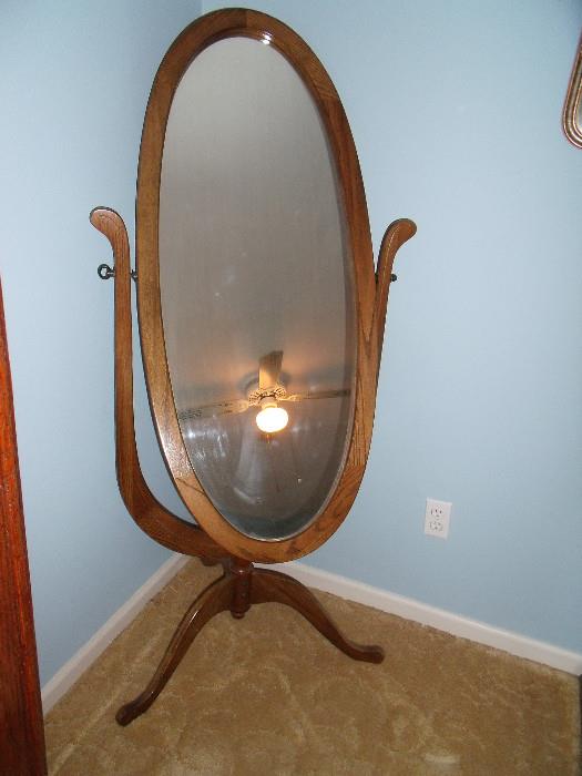 #234 Swivel Dressing Mirror W28H63 $30