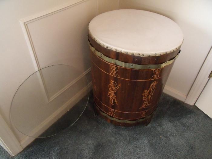 #232 Drum tables with Glass top D18H23  $90 ea