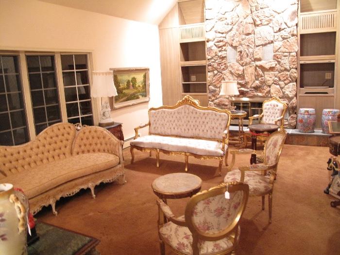 Cream-Painted French Sofa, French-Style Furniture