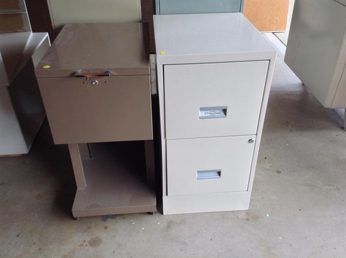 Single drawer cabinet is on wheels.  2 drawer cabinet has sold.