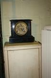 MANTLE CLOCK