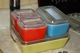 PYREX KITCHENWARE