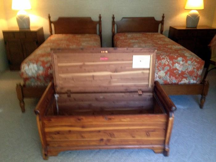 Nice quality twin beds and furnishings! The Burrows -Standard Cedar Chest (made in Portland, Maine) is a wonderful storage piece in perfect condition! Great for storing Furs, woolens and etc.!