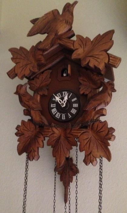 Albert Schwab Karlsruhe "Cuckoo-Cuckoo" ~~ A wonderful Cuckoo Clock in excellent condition! Made in Germany!