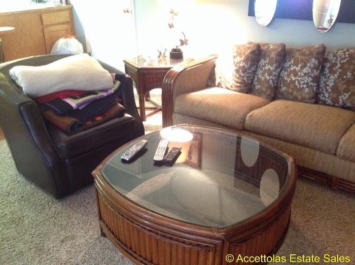 Couch & Coffee Table