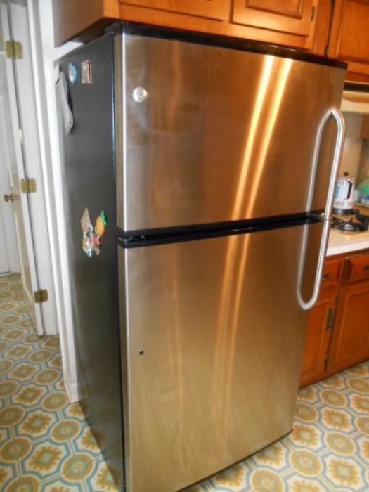 stainless steel GE Refrigerator