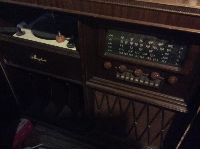 GE Vintage Stereo Console