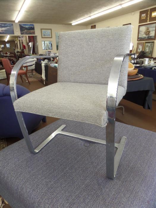 Mies Van der Rohe Brno chair - flat chrome frame - 2