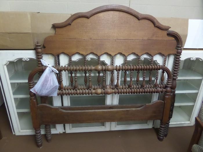 antique full size bed
