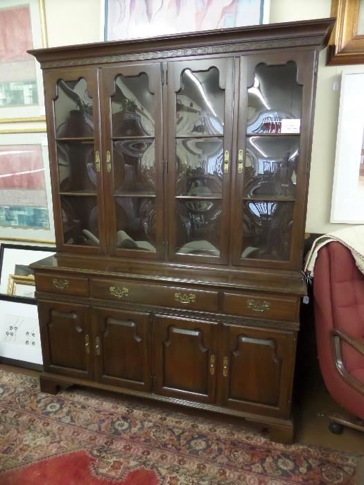 18th. Century Breakfront china cabinet - bubble glass