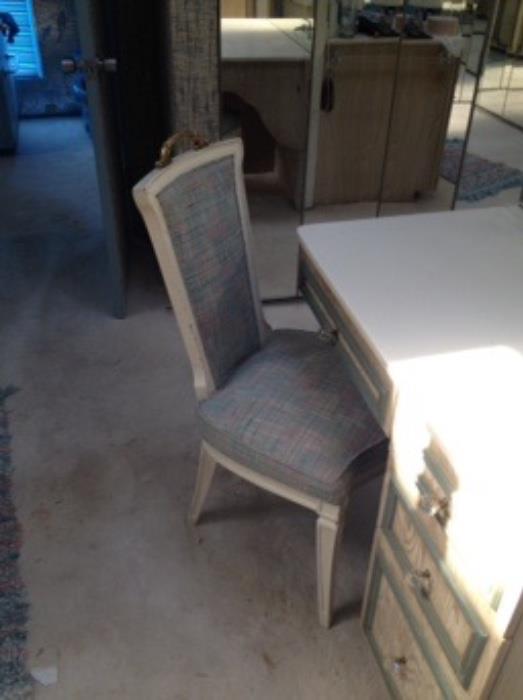 Dressing table - side chair