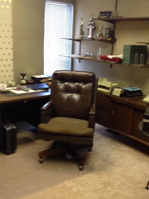 Leather chair, desks (2)