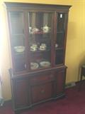 China Cabinet and China Set Service For 4
