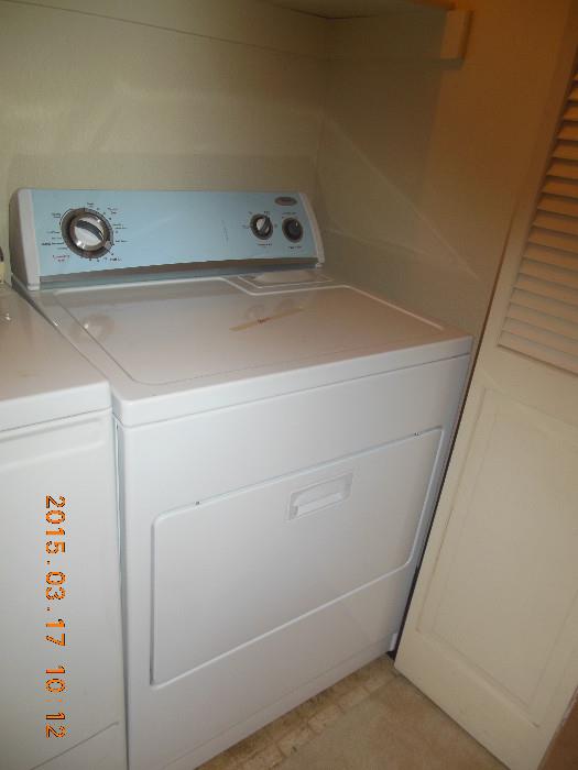 Working Dryer -  The washer does not work, however if you are handy and can fix it, it is FREE .