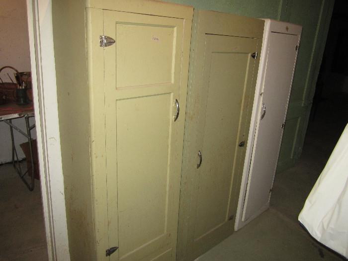 These are some of the handmade kitchen cabinets.  I've seen circa-1910 kitchen cabinets like these.  Well, I didn't see them in 1910.