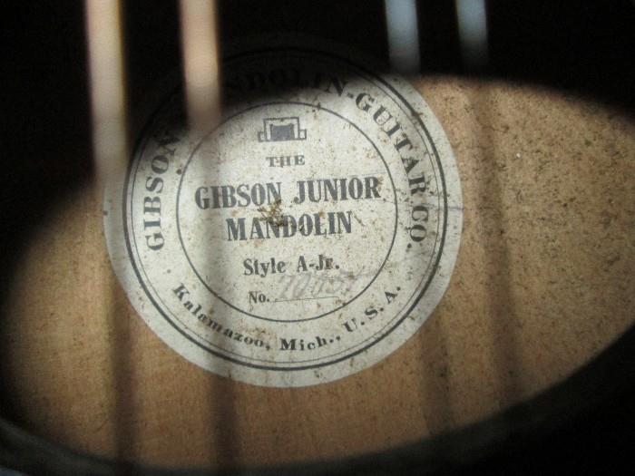 Vintage Gibson Junior Mandolin