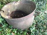 OLD Cast Iron Cast Iron Pot