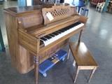 A19 #4 Baldwin 40” Circa 1980 Walnut/Pecan Console Piano #1169091 Condition of 9/10