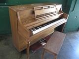 A4 #6 Kohler & Campbell 42” 1982 Oak Console Piano #784026 Condition of 6/7