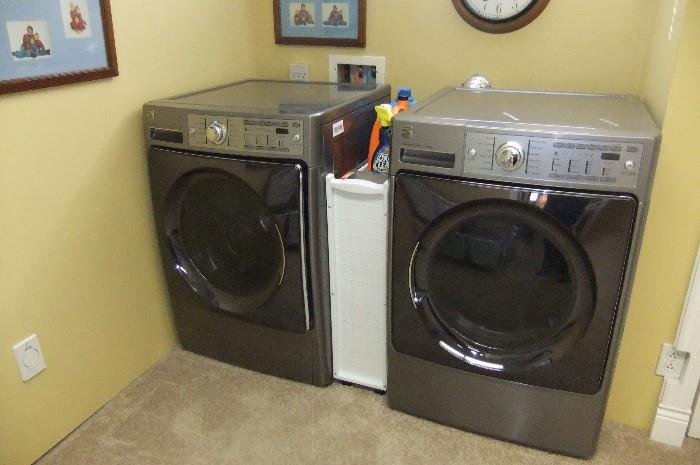 Kenmore Elite Electric Washer & Gas Dryer