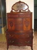 20'S CHEST OF DRAWERS