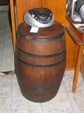 OLD WHISKEY BARREL