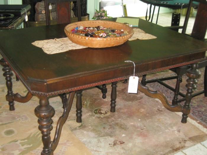 30'S DINING TABLE