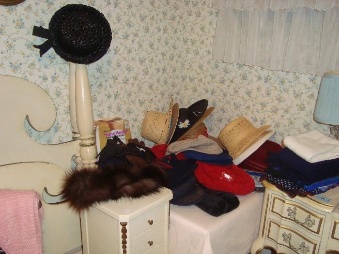 Vintage hats, handbags and gloves.