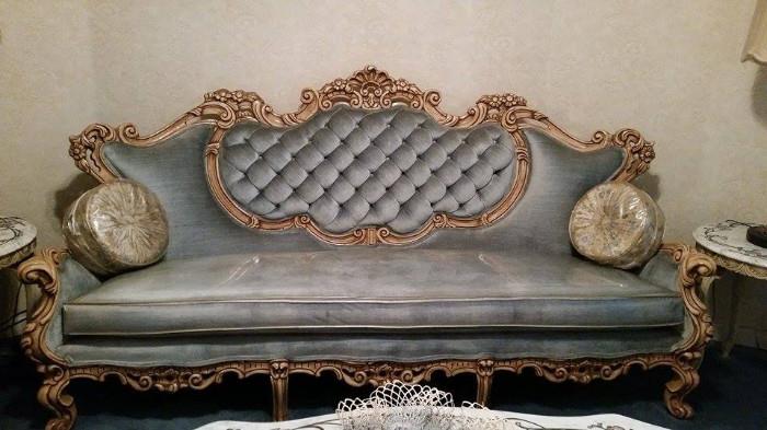 Elegant Roma style sofa (has matching chairs)