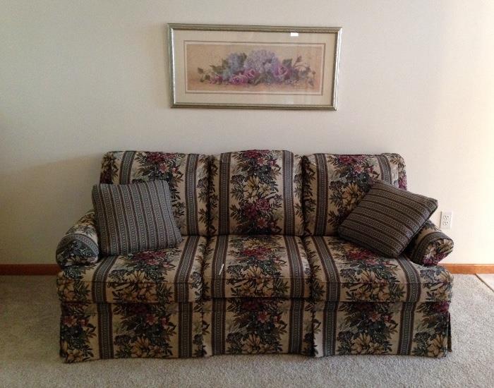 Floral couch..come and cozy...matching picture above