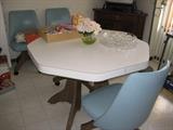 Kitchen table, leaf & 4 chairs $130