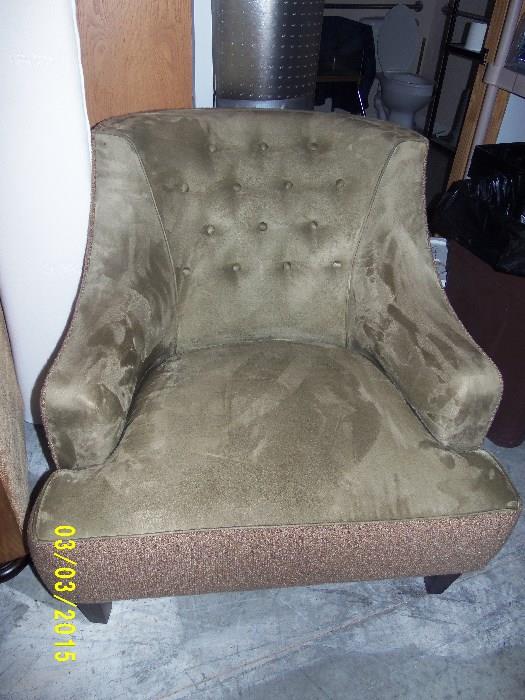 GREAT ARM CHAIR