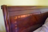 Queen sleigh bed