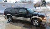 NICE 1999 Oldsmobile Bravada 4x4 Loaded.  This is Old's version of a Chevy Blazer or GMC Jimmy It has been garage kept, and has only 85,000 miles!