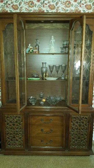 Nice furniture!! Matching china cabinet with dining room table and 6 chairs